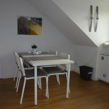 Ferienwohnung Am Runenstein 7 Busdorf 外观 照片