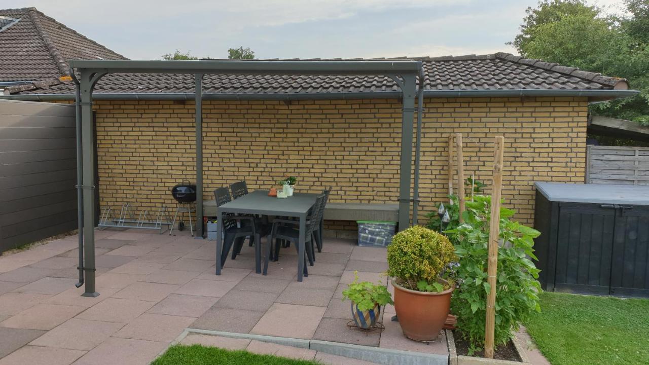 Ferienwohnung Am Runenstein 7 Busdorf 外观 照片